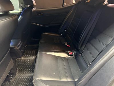 2015 Lexus IS