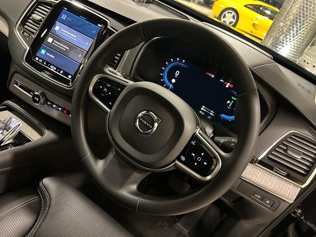 2022 Volvo XC90