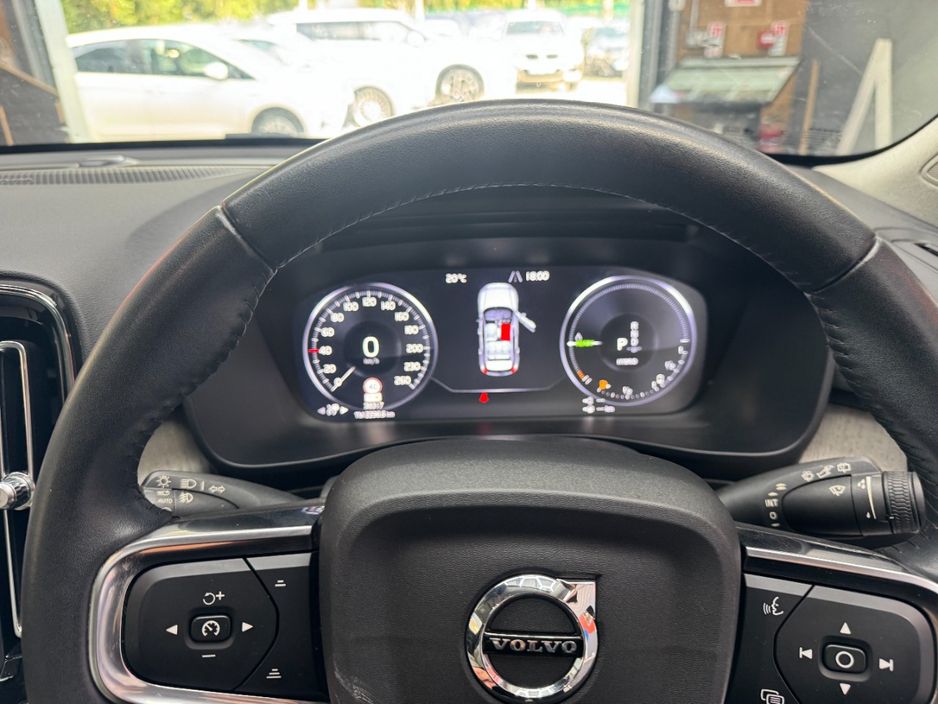 2021 Volvo XC40
