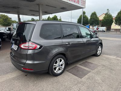 2017 Ford Galaxy