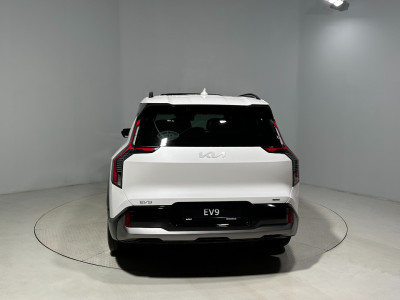 2026 Kia EV9