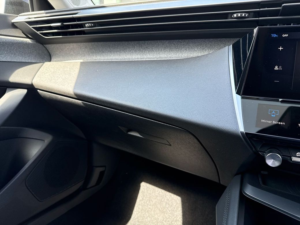 2025 Peugeot 408