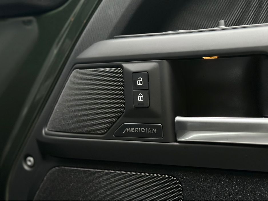 2026 Land Rover Defender
