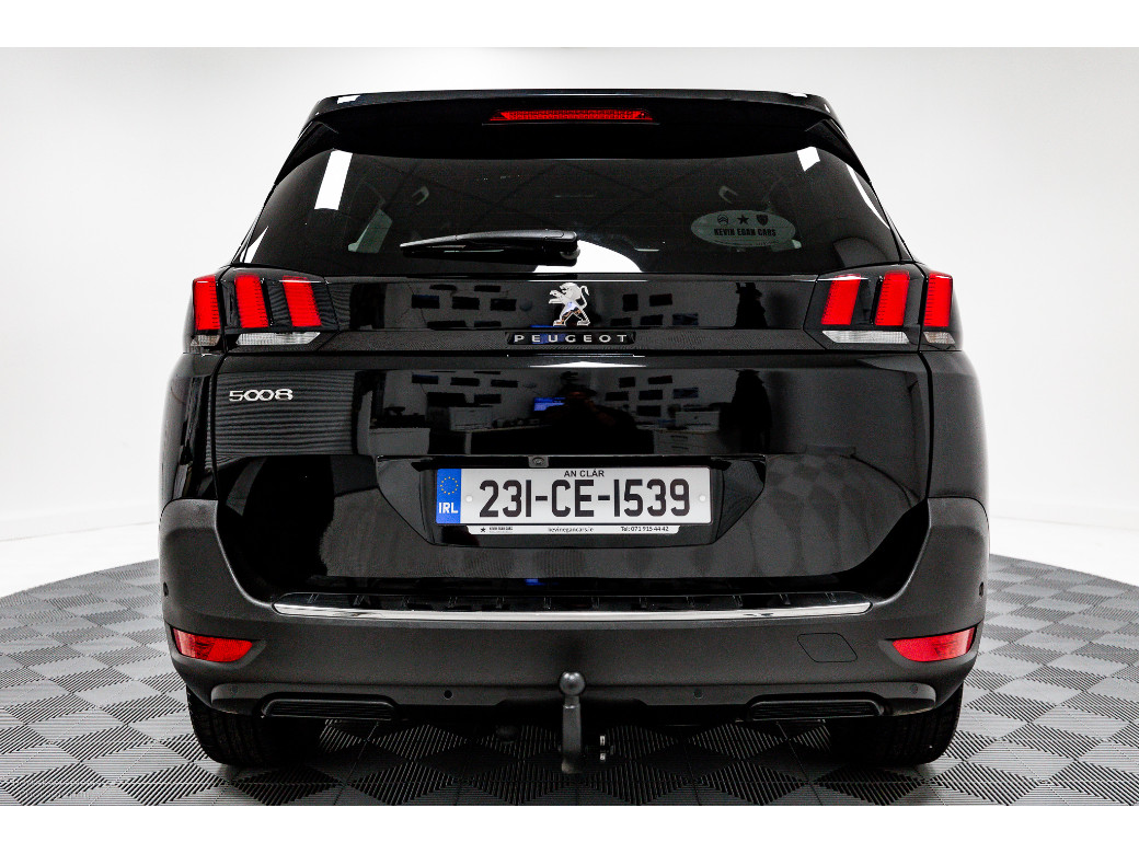 2023 Peugeot 5008