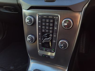 2014 Volvo V40