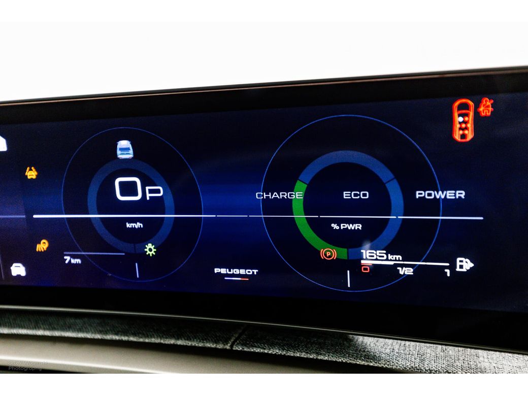 2025 Peugeot 5008
