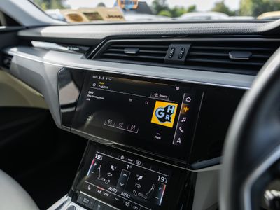 2021 Audi e-tron