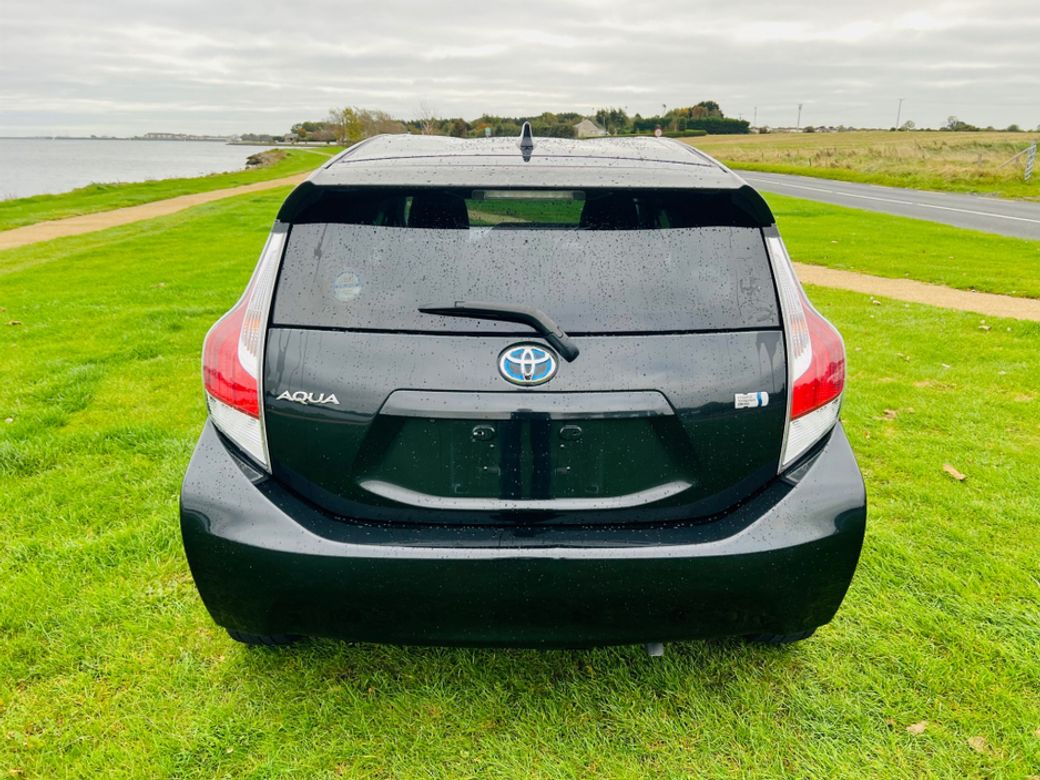 2016 Toyota Aqua
