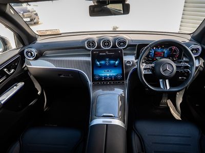 2024 Mercedes-Benz GLC Class