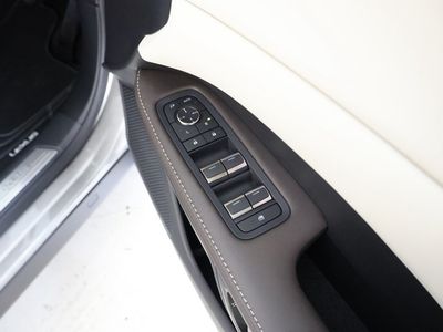 2026 Lexus RX450h+