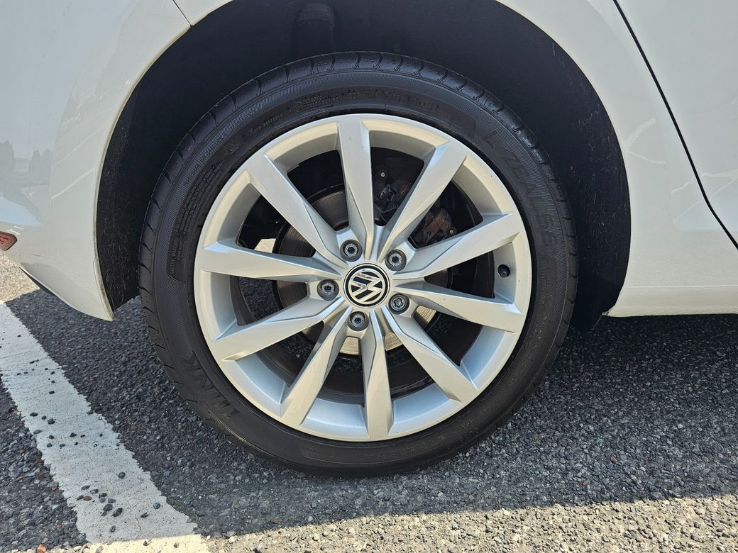 2017 Volkswagen Golf
