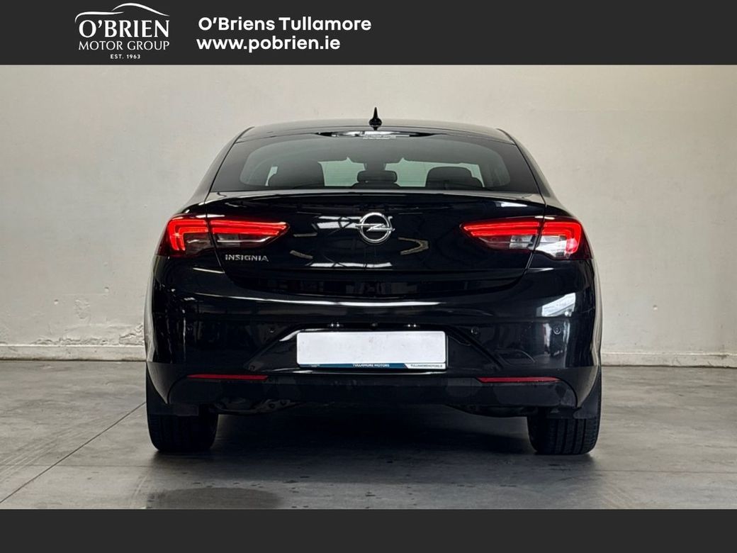 2022 Opel Insignia