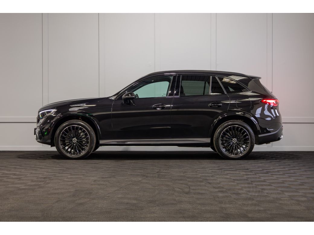 2025 Mercedes-Benz GLC Class