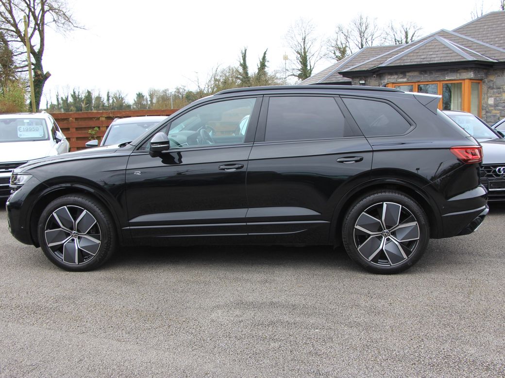 2025 Volkswagen Touareg