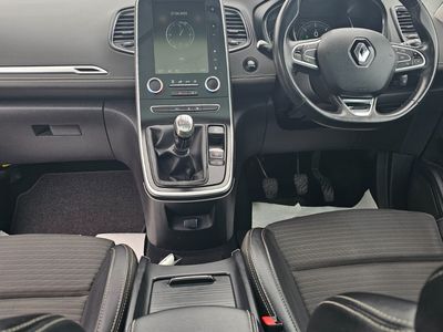 2017 Renault Grand Scenic