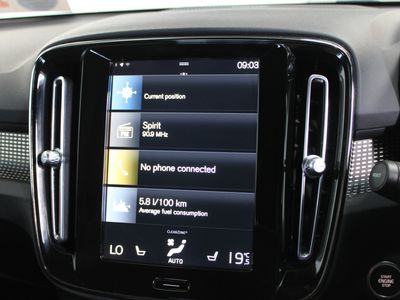 2021 Volvo XC40