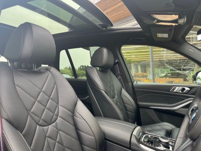 2025 BMW X5