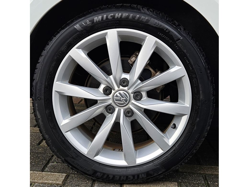 2017 Volkswagen Golf