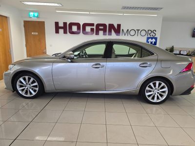 2014 Lexus IS 300h