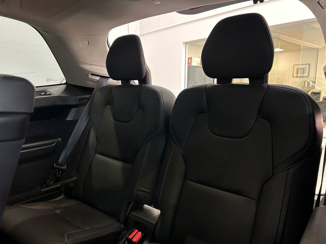 2022 Volvo XC90