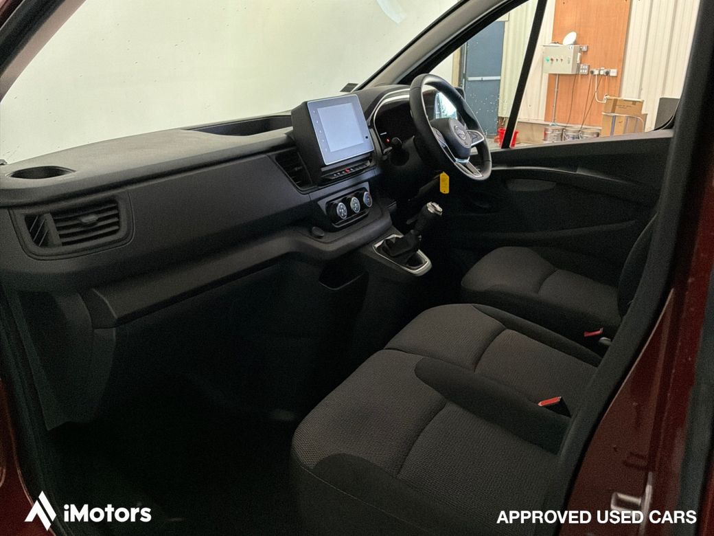 2026 Nissan Primastar