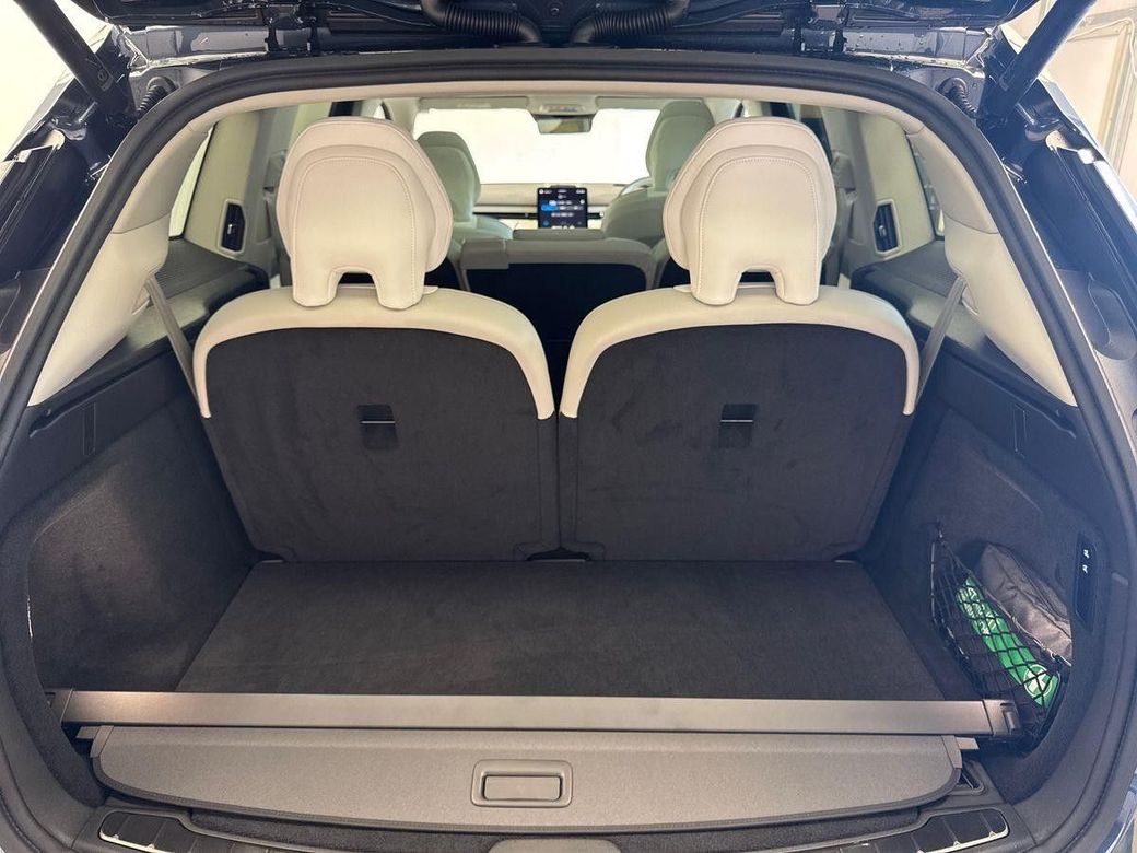 2026 Volvo EX90