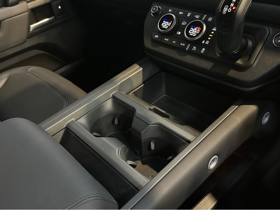 2025 Land Rover Defender