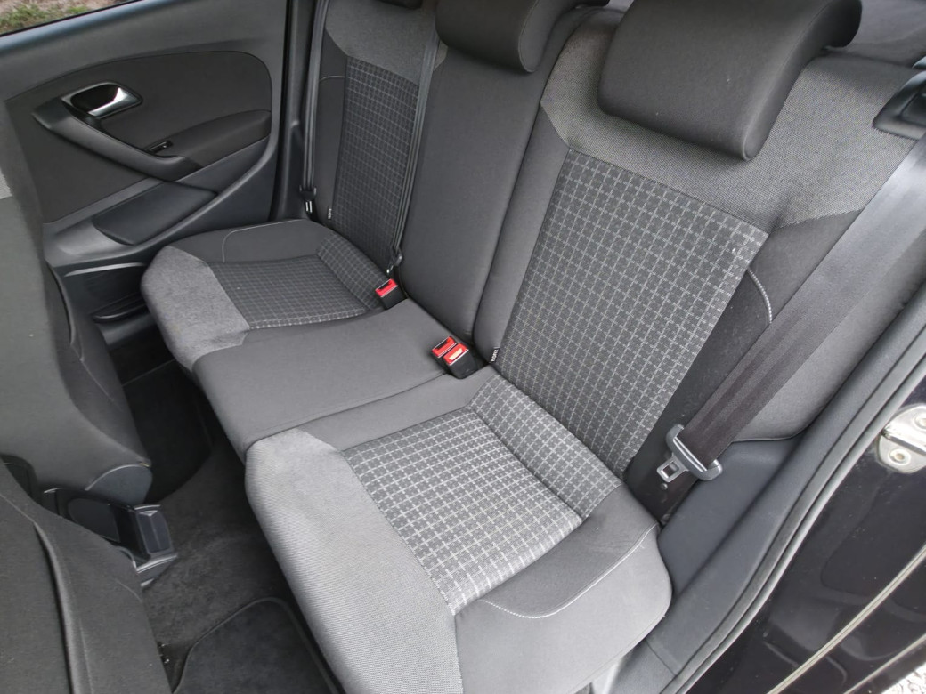 2016 Volkswagen Polo