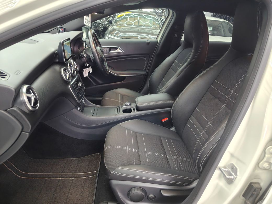 2015 Mercedes-Benz A 180