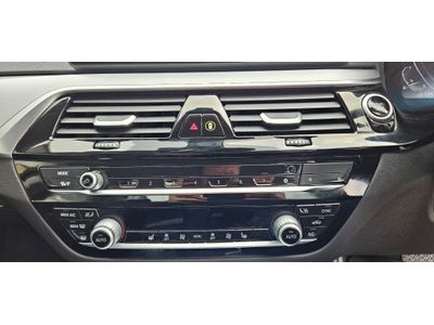 2022 BMW 5 Series