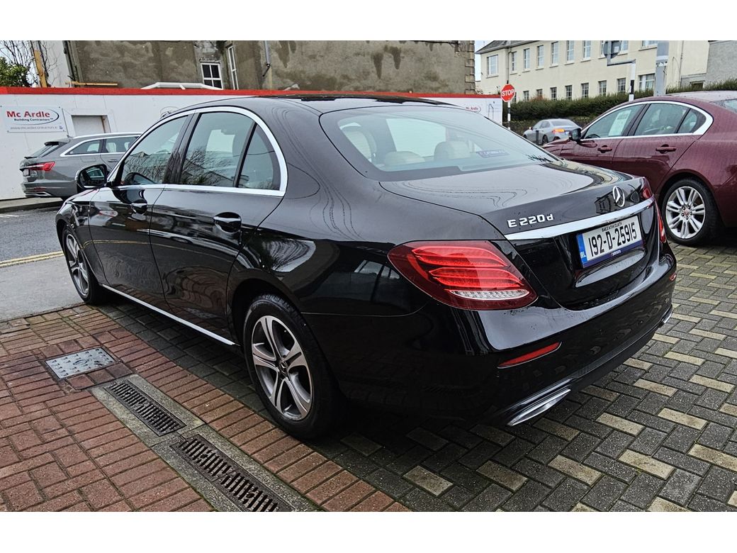 2019 Mercedes-Benz E 220