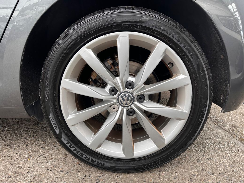 2017 Volkswagen Golf