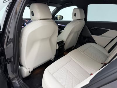 2024 BMW i5