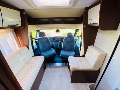 2012 ROLLERTEAM  AUTOROLLER 695 R.H.D ISLAND BED 