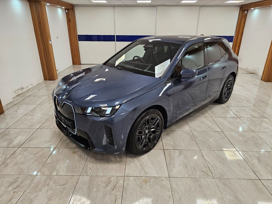 2026 BMW iX