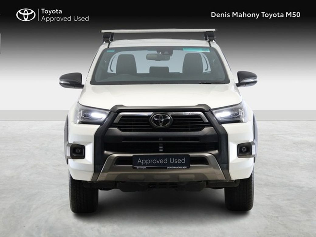 2025 Toyota Hilux