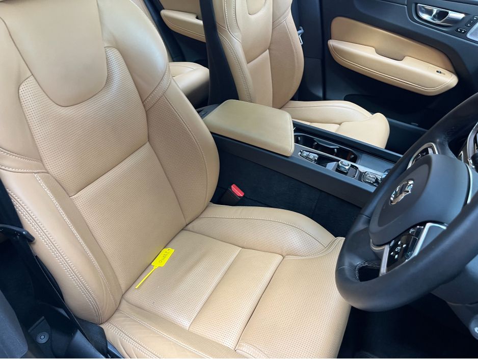 2023 Volvo XC60