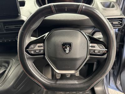 2025 Peugeot Partner