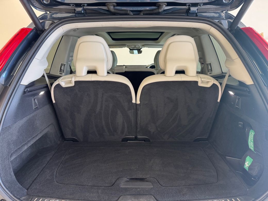 2023 Volvo XC90