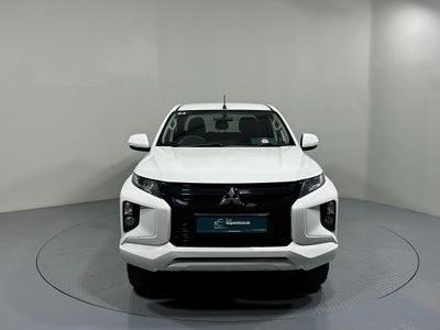2020 Mitsubishi L200
