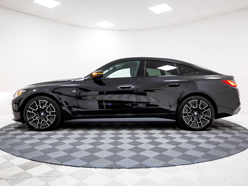 2025 BMW i4