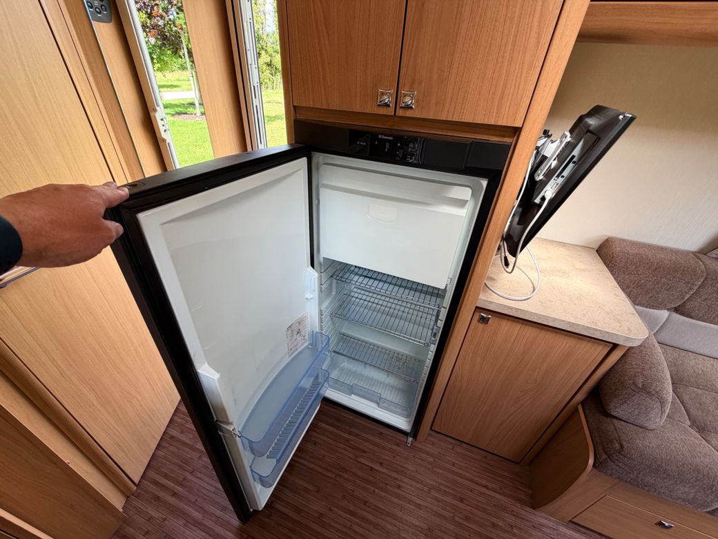 2012 ELDDIS  AUTOQUEST 175 LOW PROFILE R.H.D 