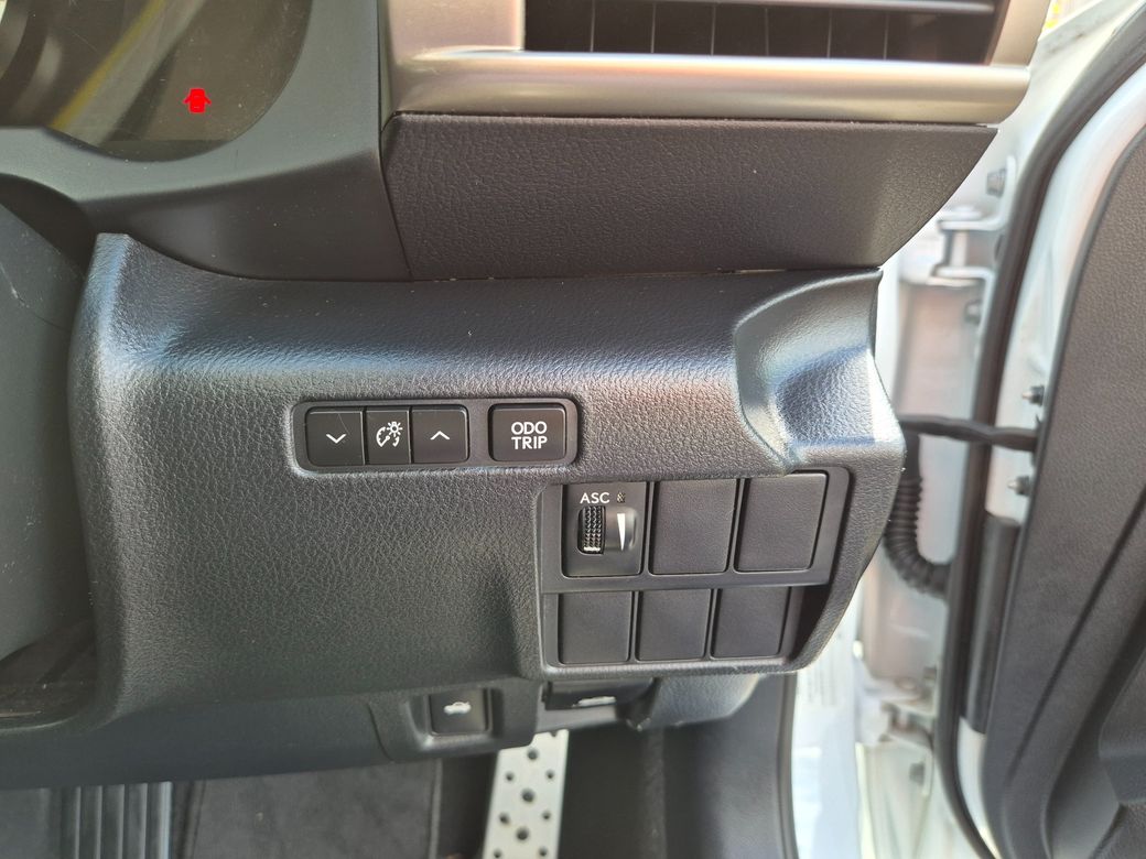 2015 Lexus IS 300h