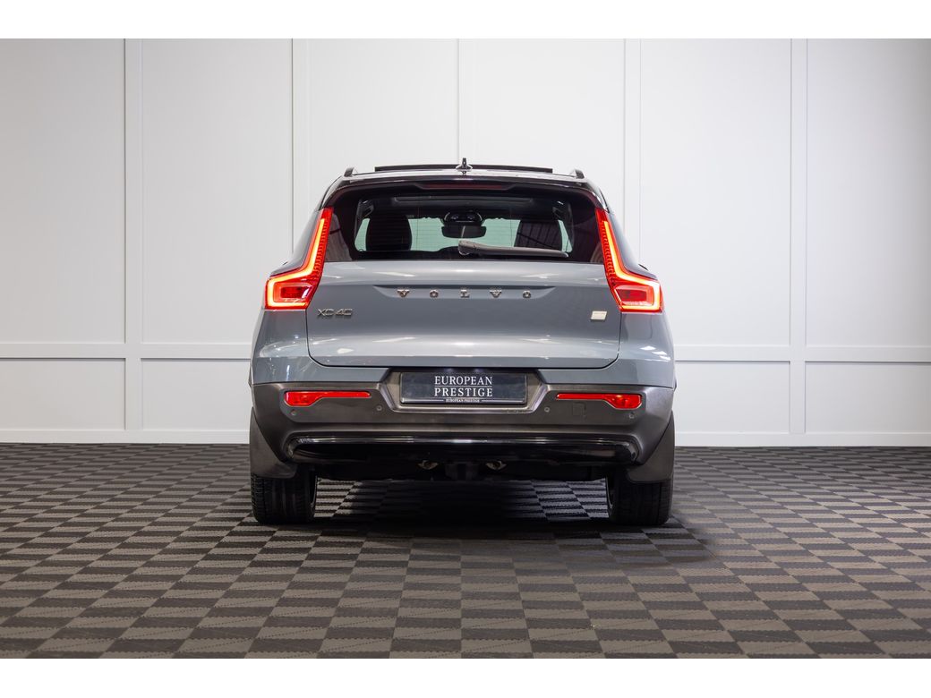 2023 Volvo XC40
