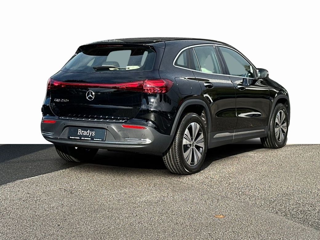 2025 Mercedes-Benz EQA