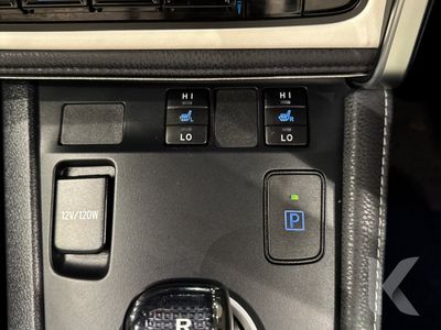 2017 Toyota Auris
