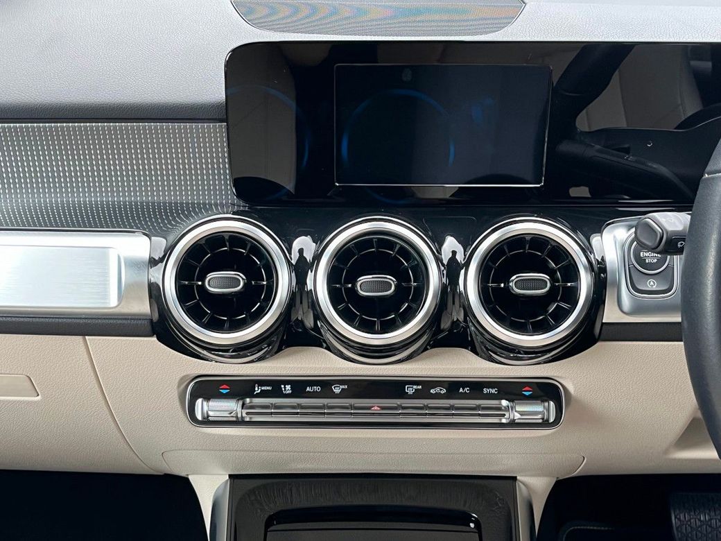 2021 Mercedes-Benz GLB Class