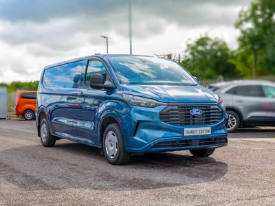 2025 Ford Transit Custom