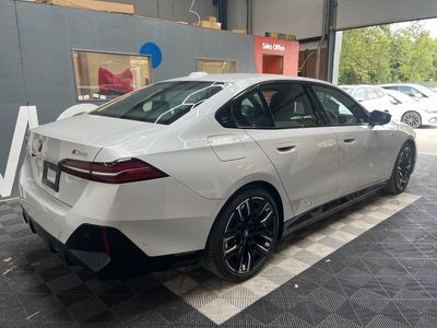 2024 BMW i5