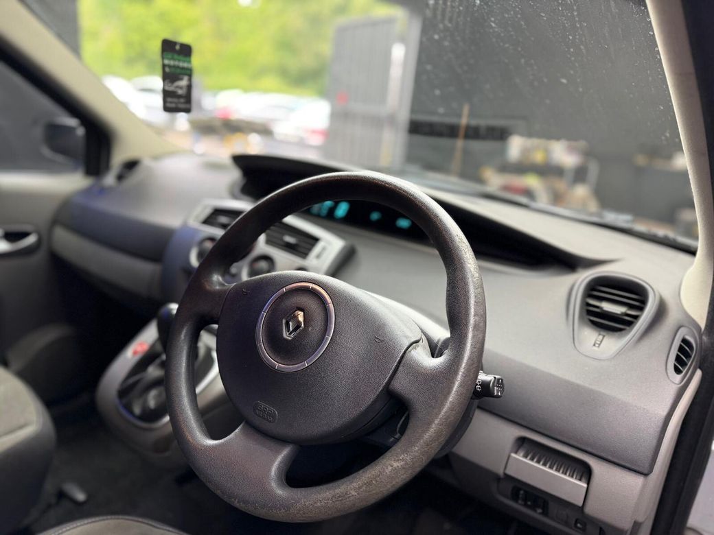 2008 Renault Scenic